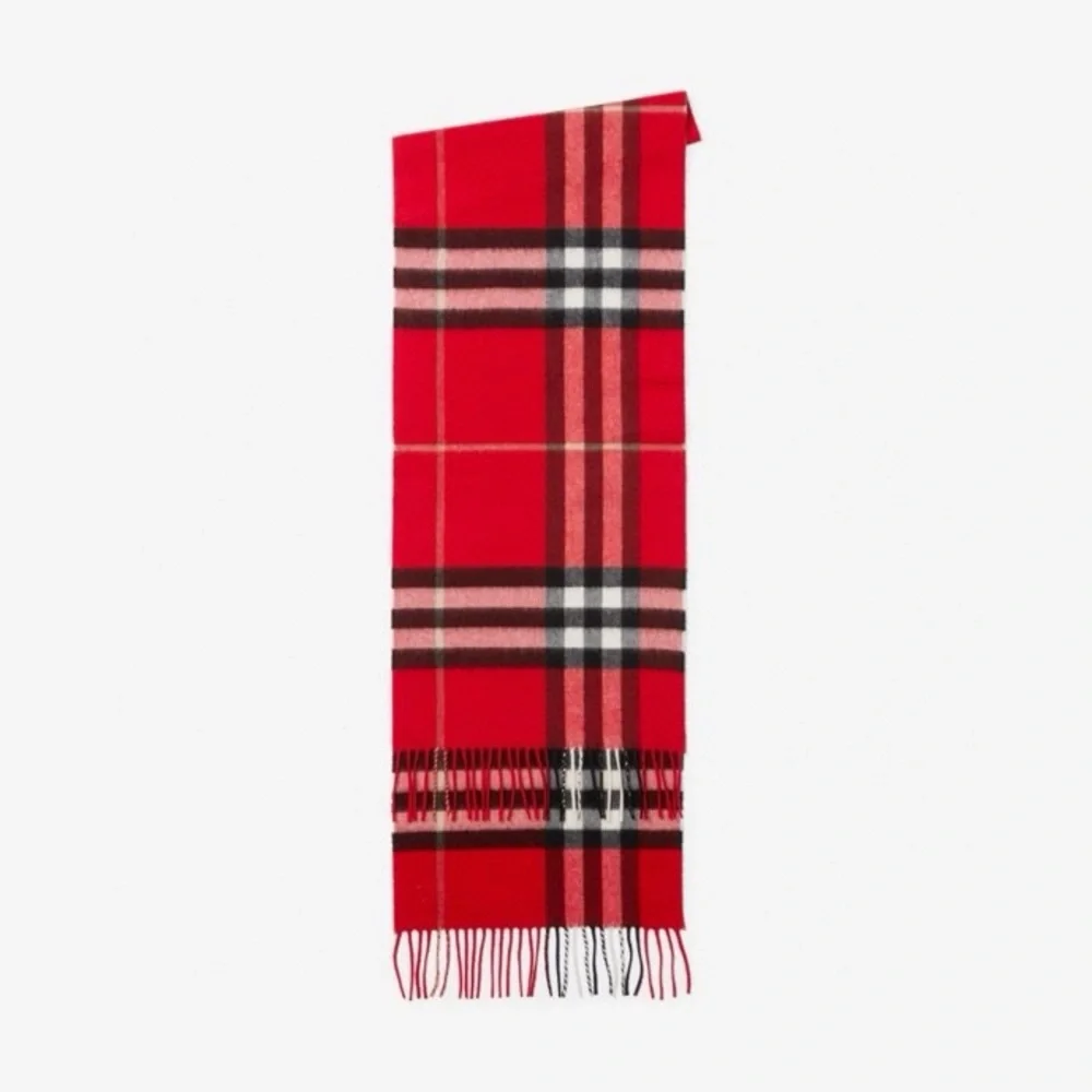 Burberry authentic classic check cashmere scarf - Picture 9 of 9